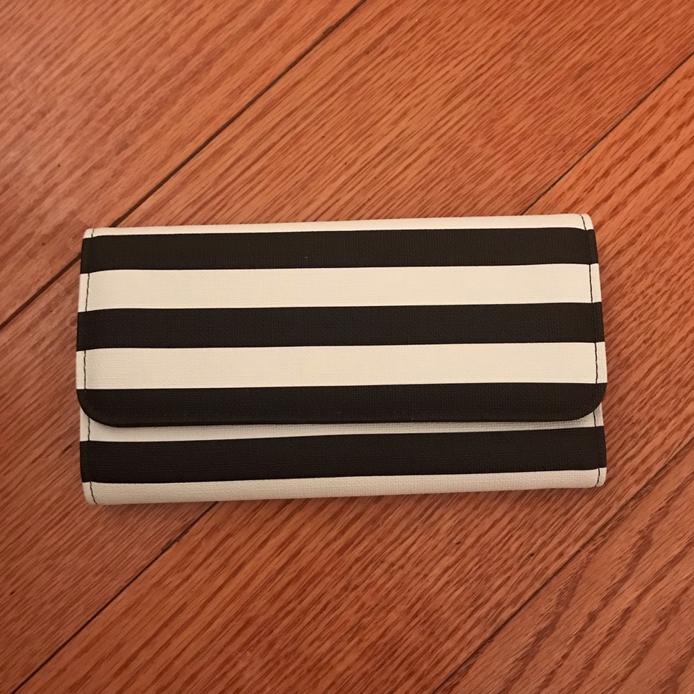 Kut from the Kloth Wallet